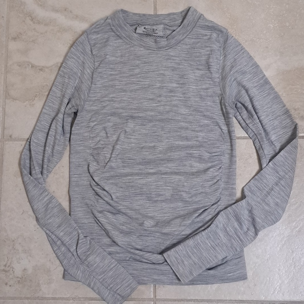 ATHLETA small gray performance long sleeve stretch tee with mesh, $88.00